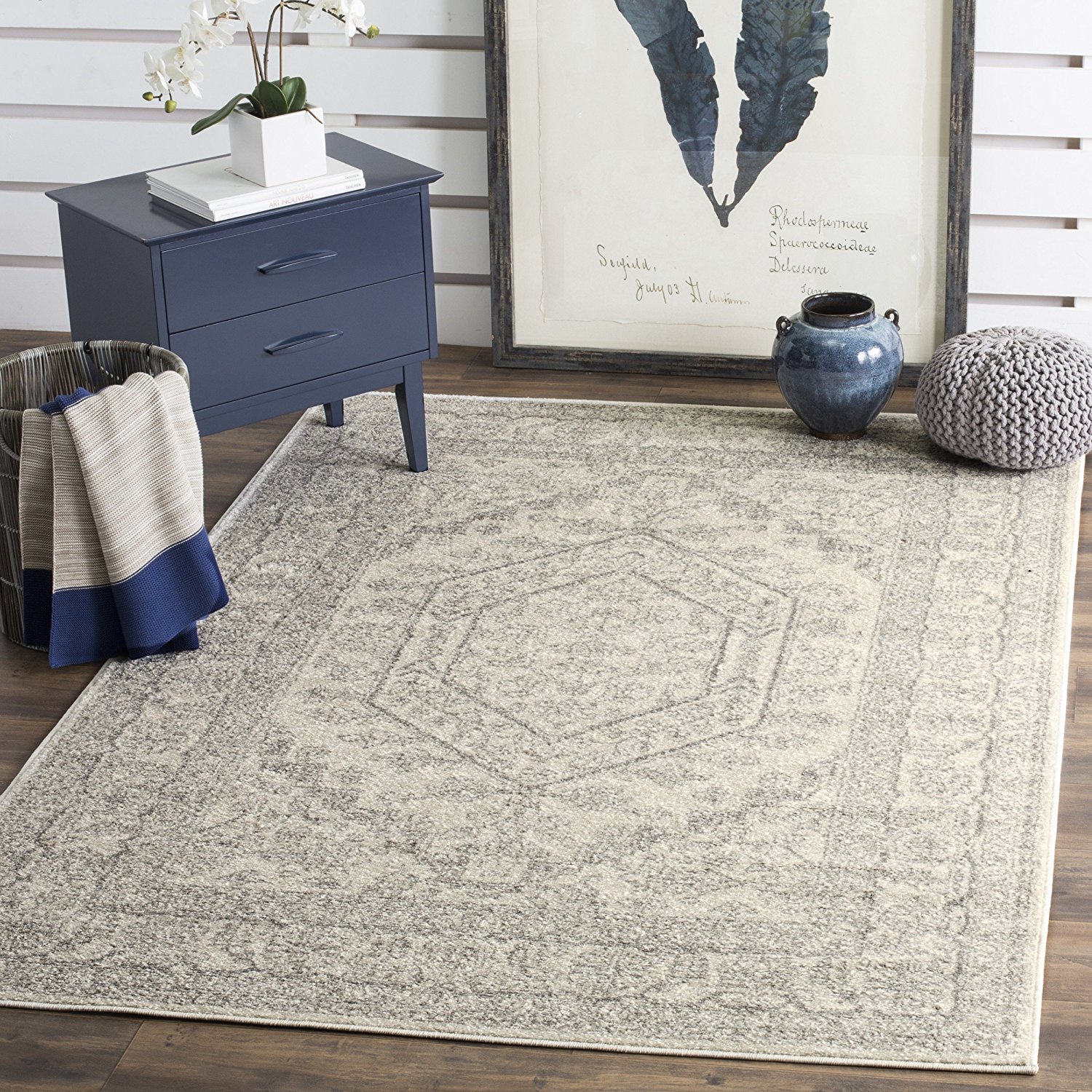 Safavieh Adirondack Collection ADR108B Ivory and Silver Oriental Vintage Area Rug (6' x 9')