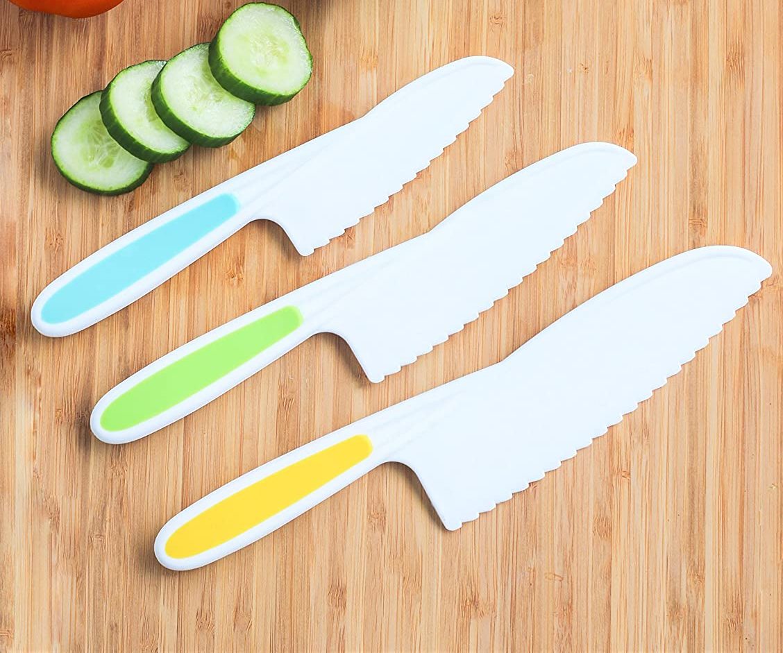 Tovla Jr. 3-Piece Nylon Knives for Kids Kitchen Baking Knife Set (Multi-Green)